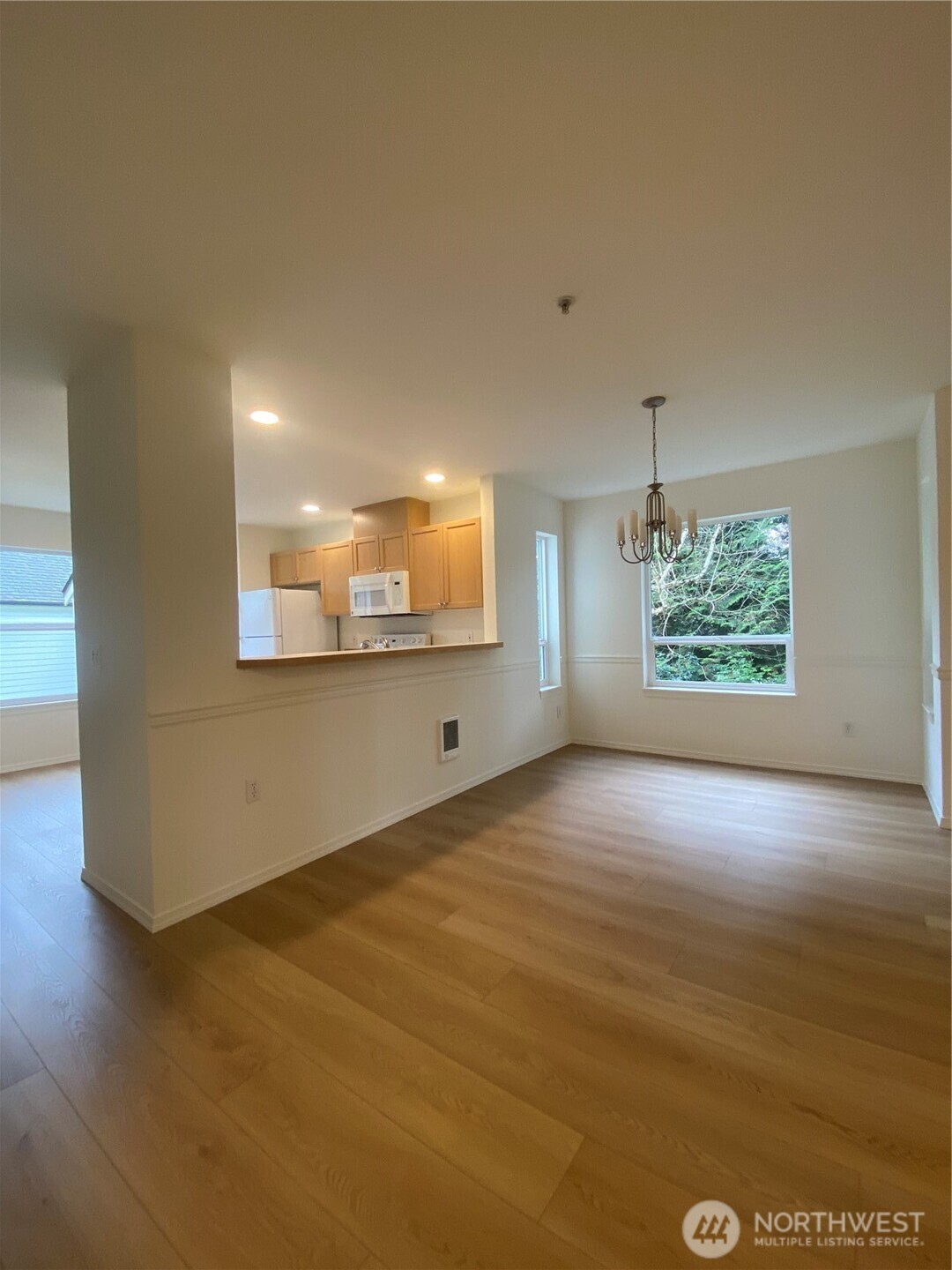 1600 121st Street SE #J101, Everett, WA 98208