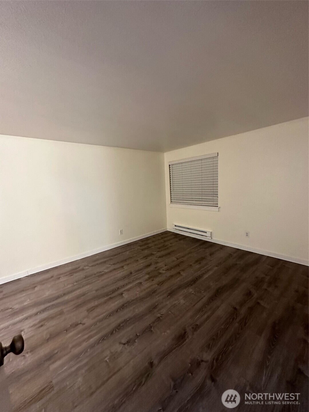 28704 18th Avenue S, Federal Way, WA 98003