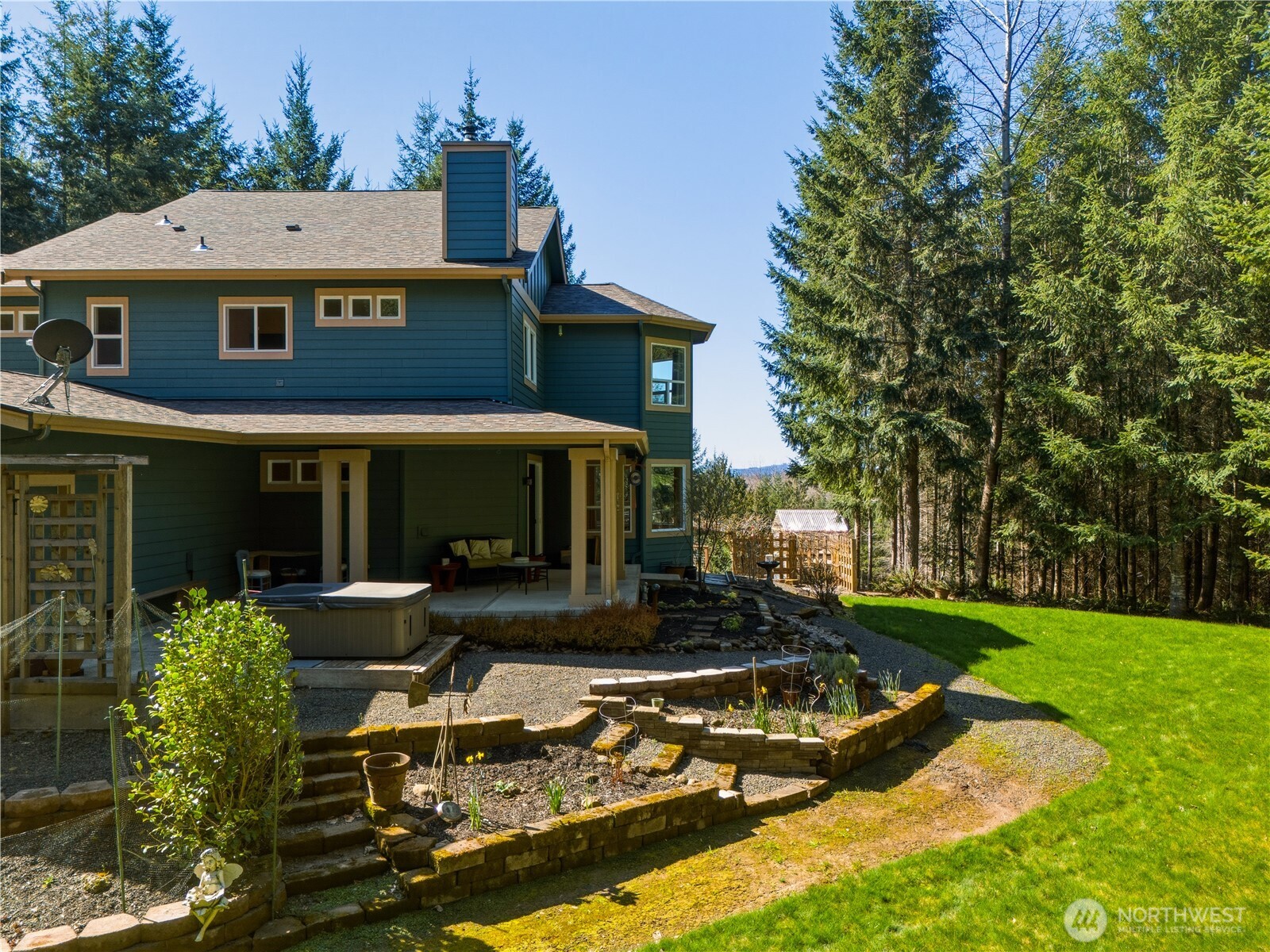 418 Shy Bear Road , Toutle, WA 98649