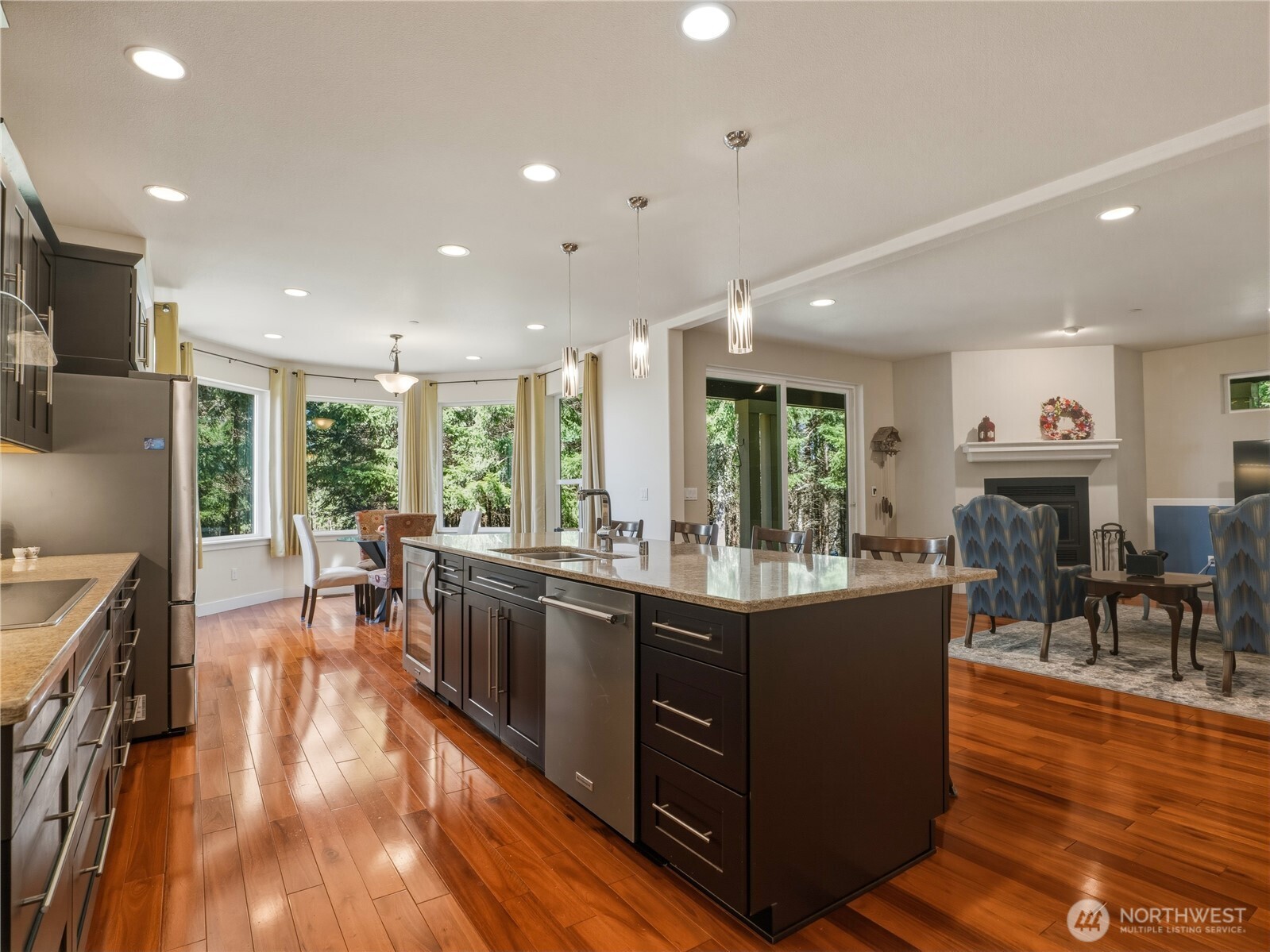 418 Shy Bear Road , Toutle, WA 98649