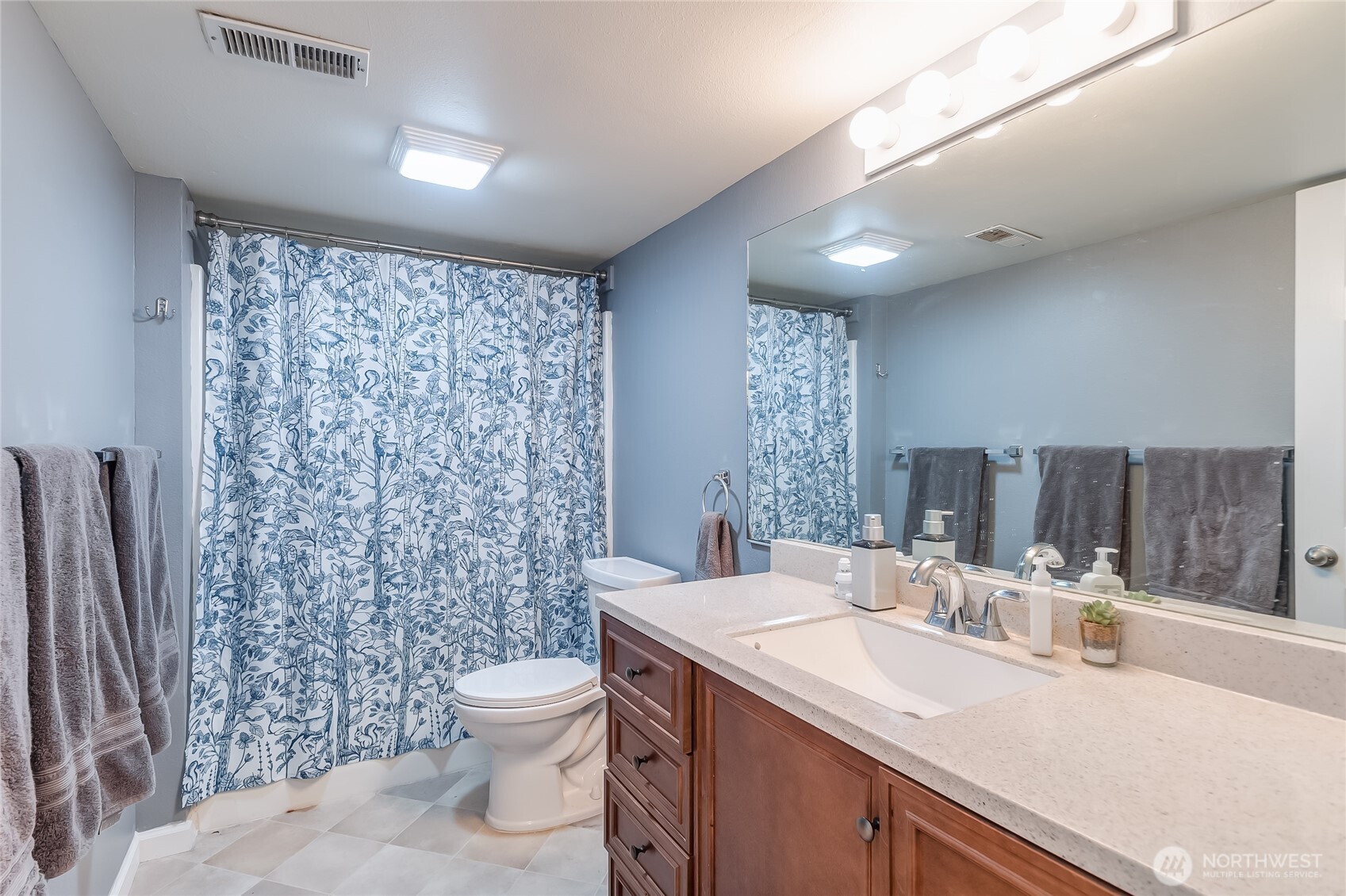 824 Blueberry Lane , Bellingham, WA 98229