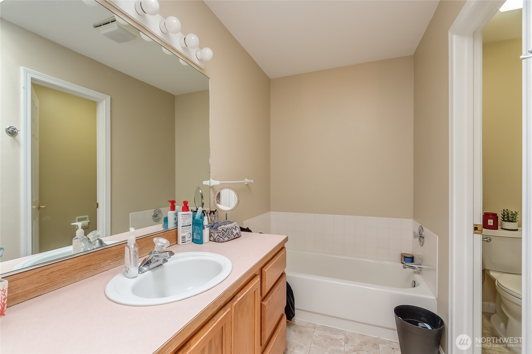 824 Blueberry Lane , Bellingham, WA 98229