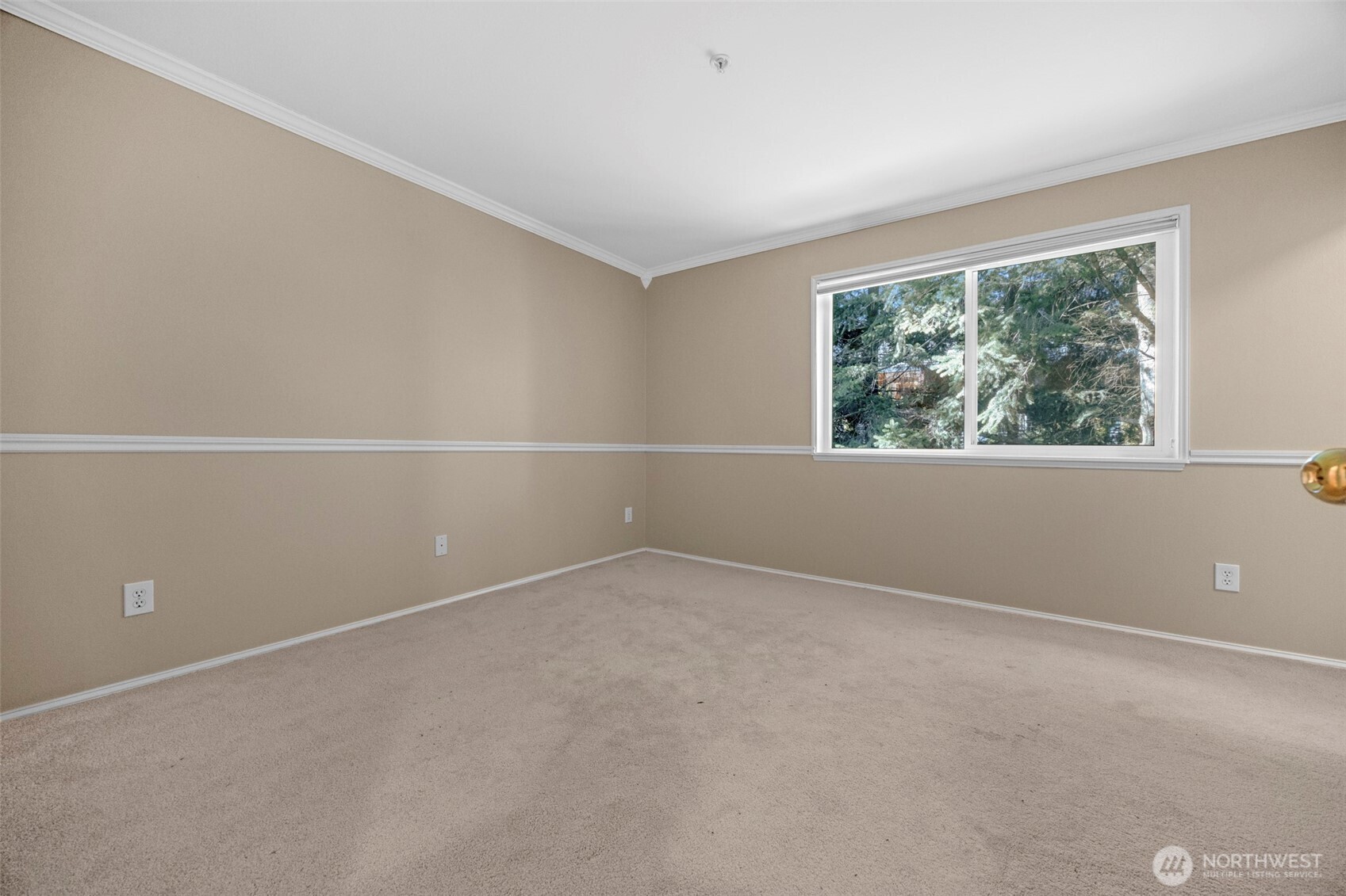 6527 200th Street SW #304, Lynnwood, WA 98036