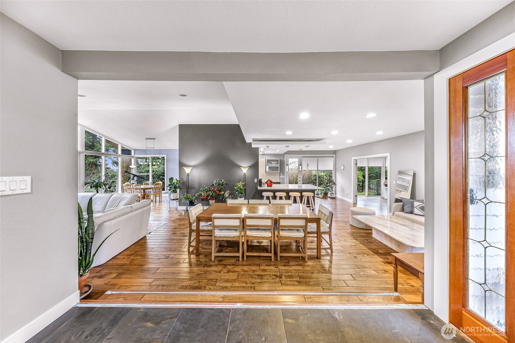 4711 116th Avenue SE, Bellevue, WA 98006