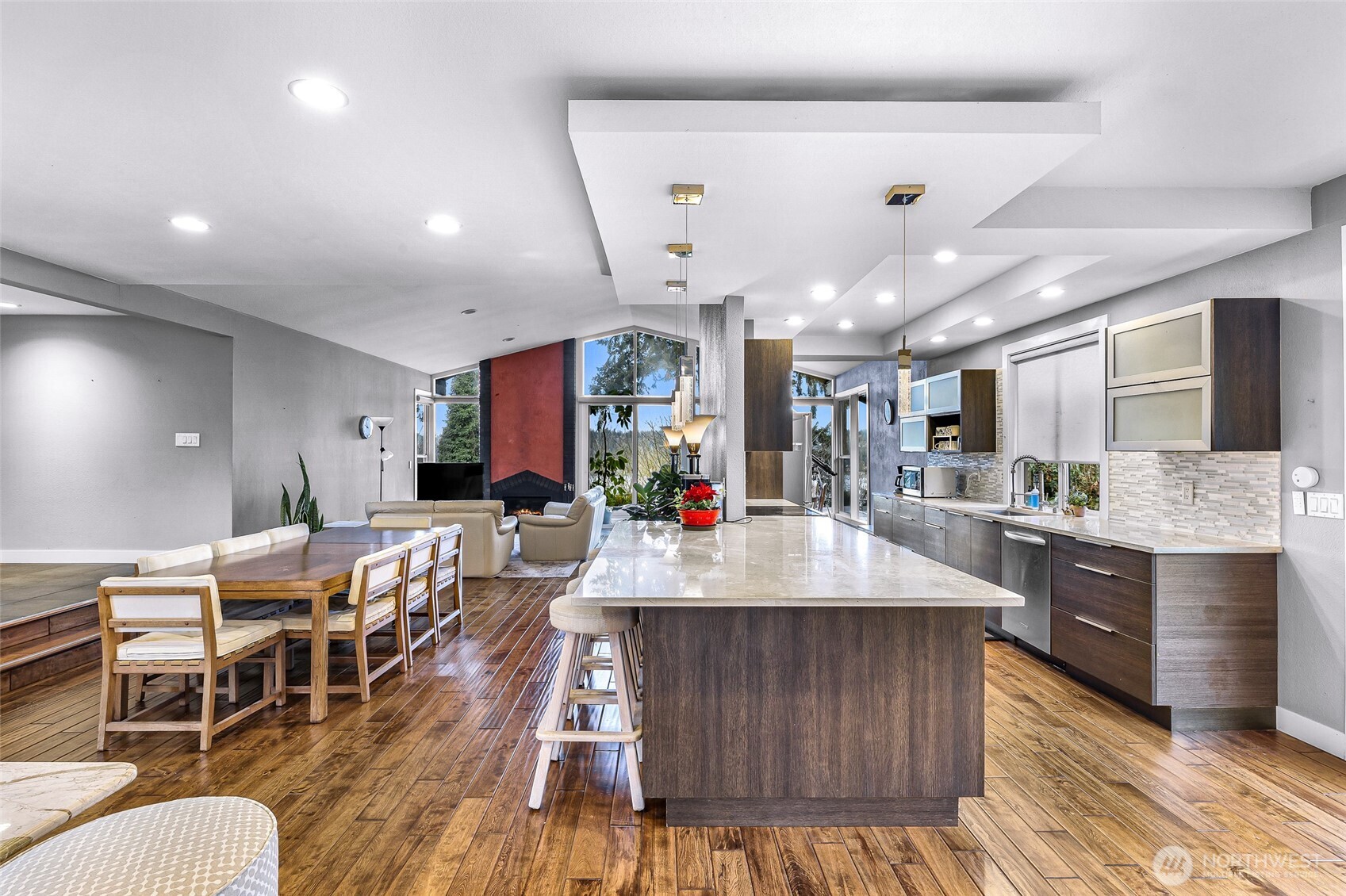 4711 116th Avenue SE, Bellevue, WA 98006