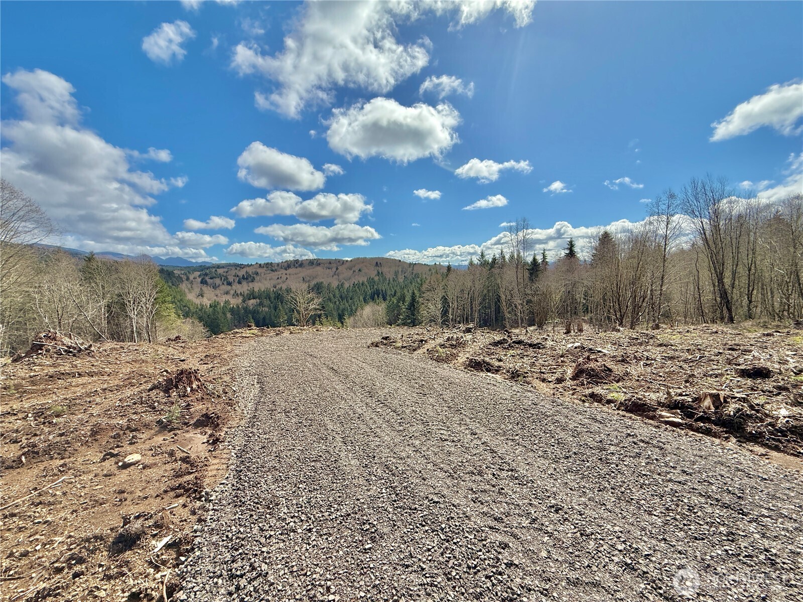 418 August Road , Onalaska, WA 98570