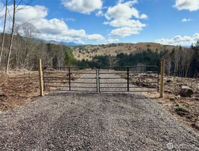 418 August Road , Onalaska, WA 98570 - Photo 4