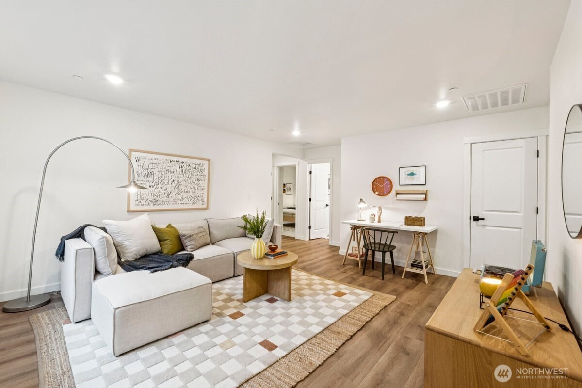 24233 13th Avenue SE #CR26, Bothell, WA 98021