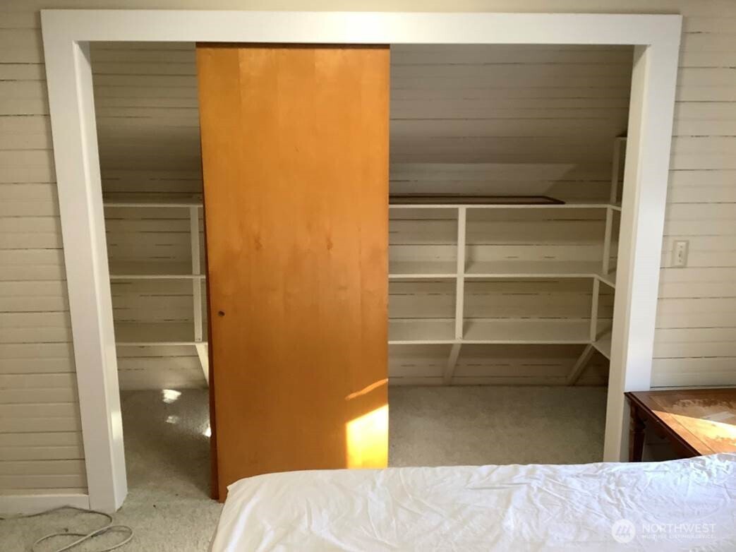 160 N Old Mill Road , Hoodsport, WA 98548