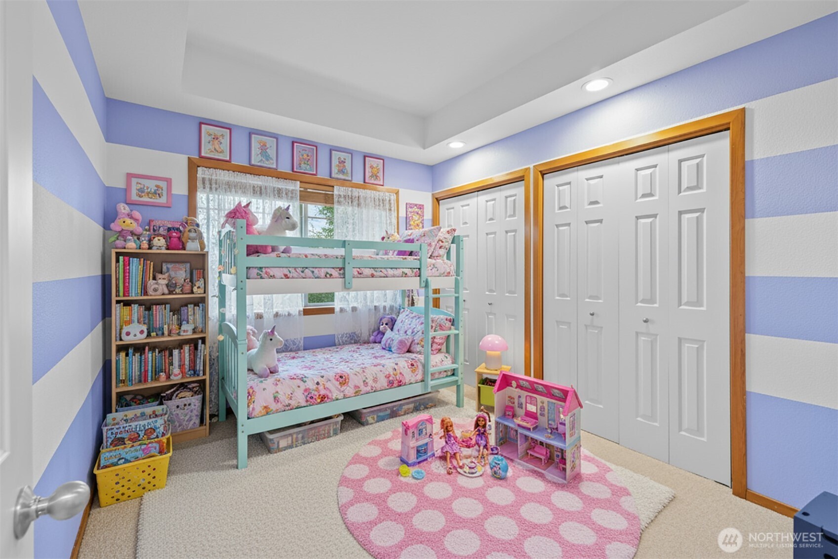 7025 14th Avenue SW, Seattle, WA 98106