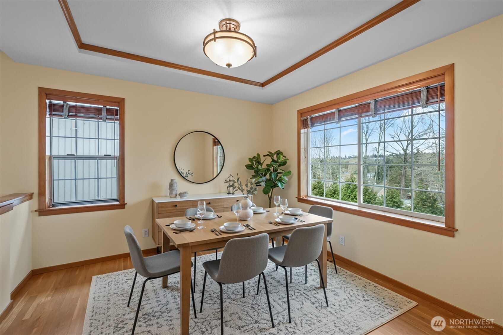 7025 14th Avenue SW, Seattle, WA 98106