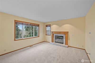 7025 14th Avenue SW, Seattle, WA 98106 - Photo 9