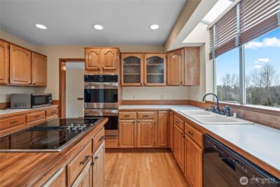 7025 14th Avenue SW, Seattle, WA 98106 - Photo 10