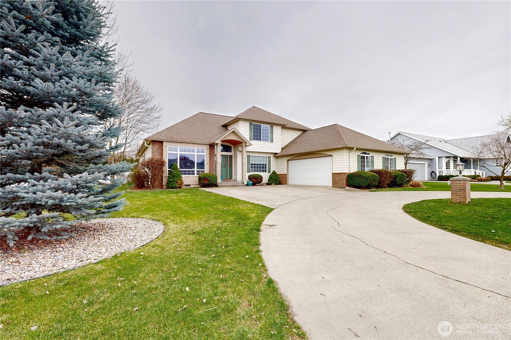 956 SE Garrison Drive , College Place, WA 99324