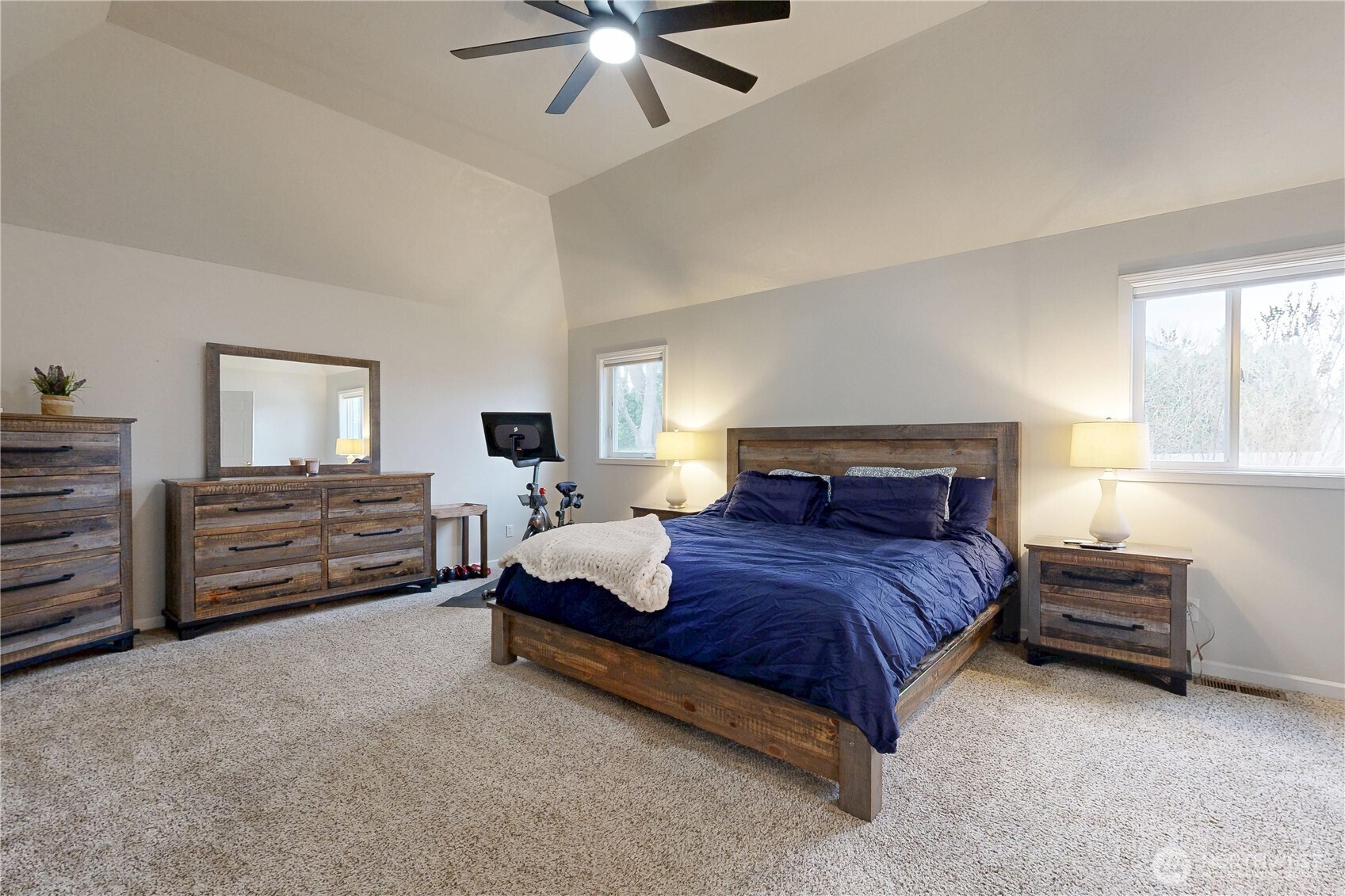 956 SE Garrison Drive , College Place, WA 99324