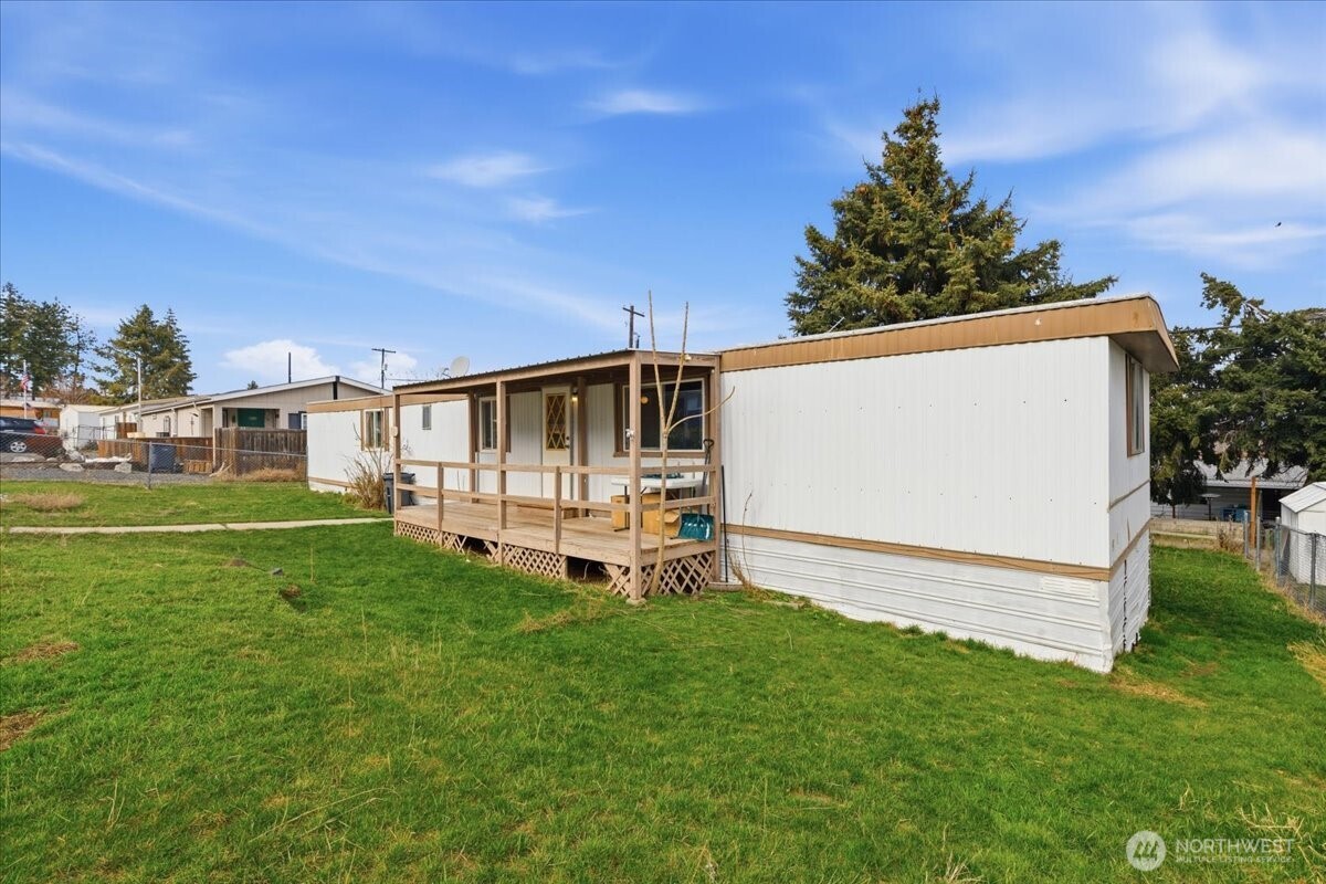 121 Dill Avenue , Grand Coulee, WA 99133