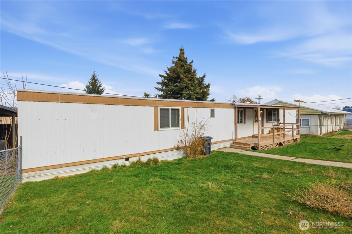 121 Dill Avenue , Grand Coulee, WA 99133
