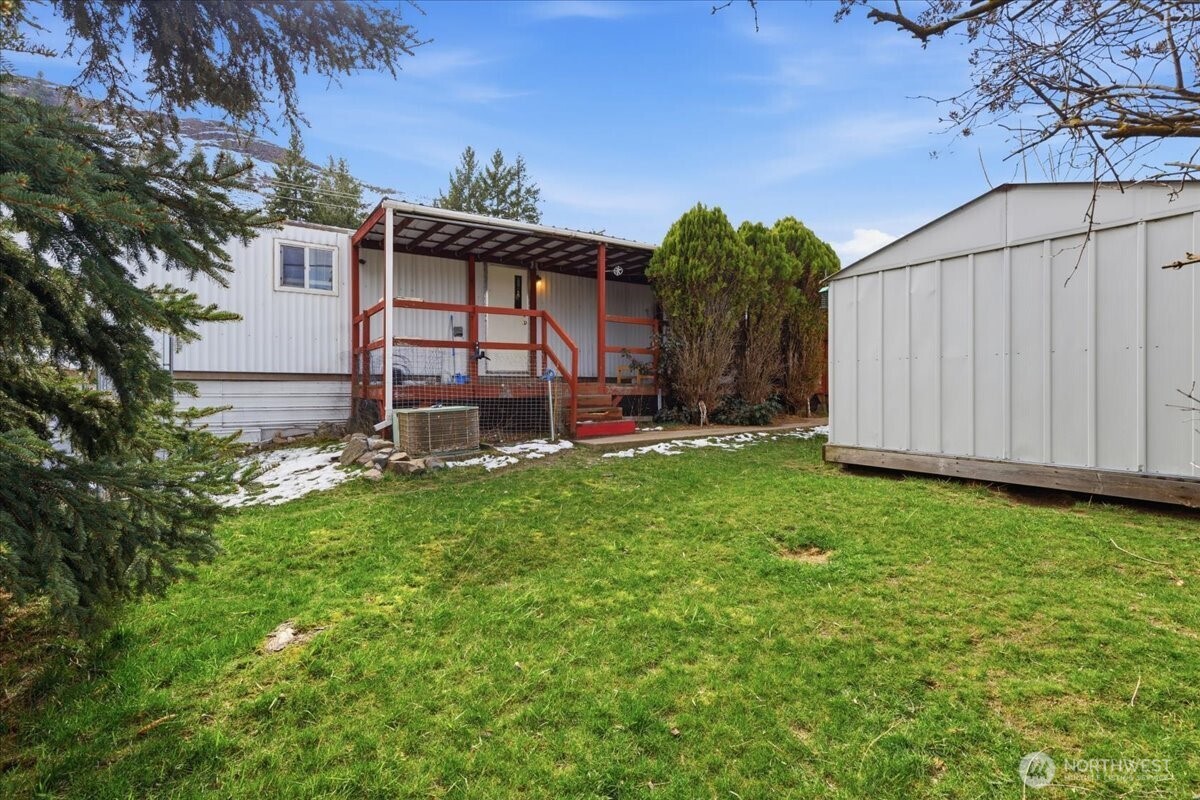 121 Dill Avenue , Grand Coulee, WA 99133