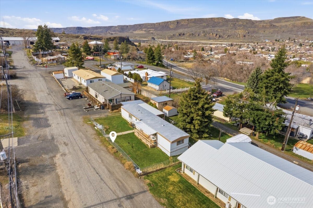 121 Dill Avenue , Grand Coulee, WA 99133