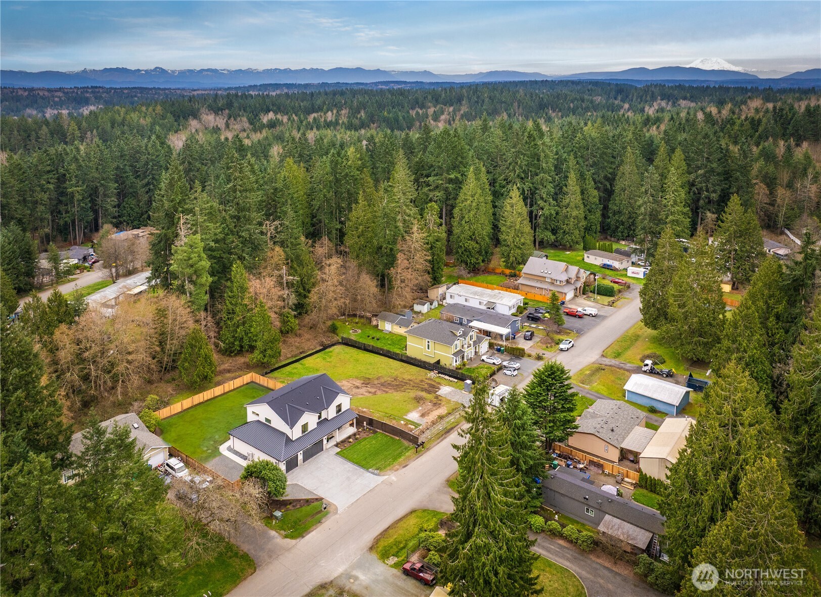 22917 102ND Avenue SE, Woodinville, WA 98077