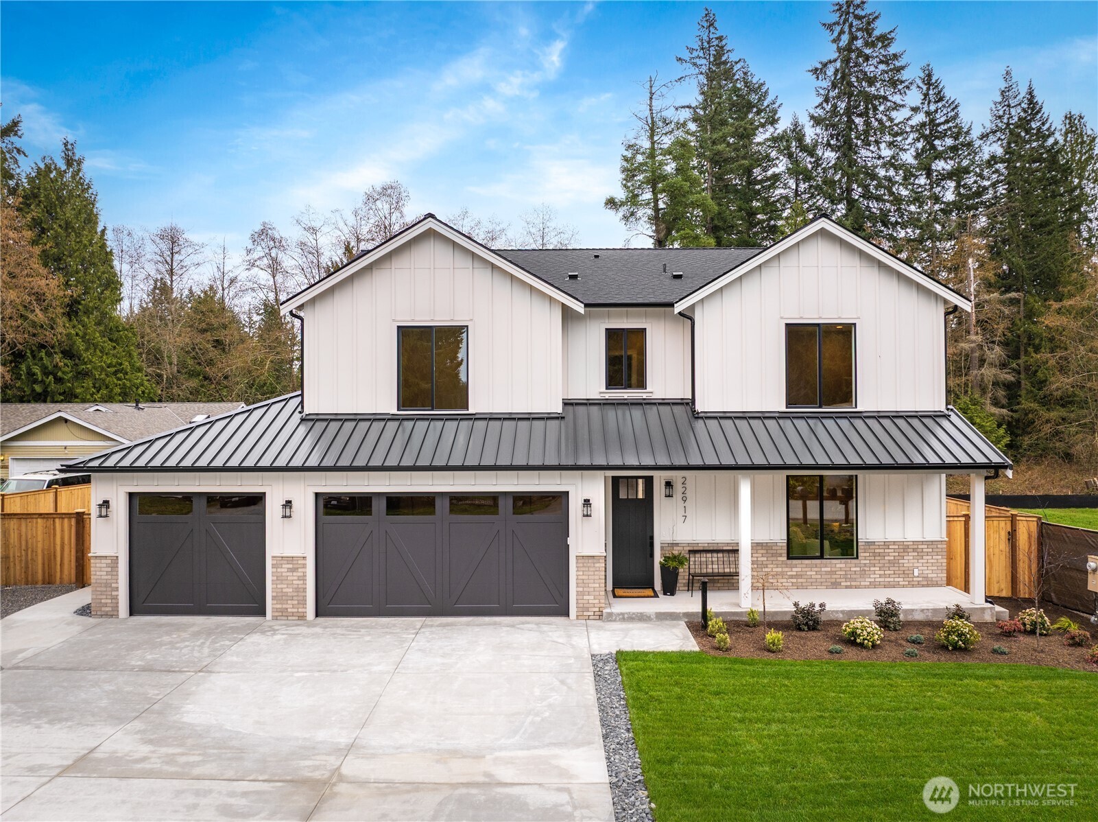22917 102ND Avenue SE, Woodinville, WA 98077