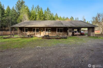 8993 SW Lake Flora Road , Port Orchard, WA 98367