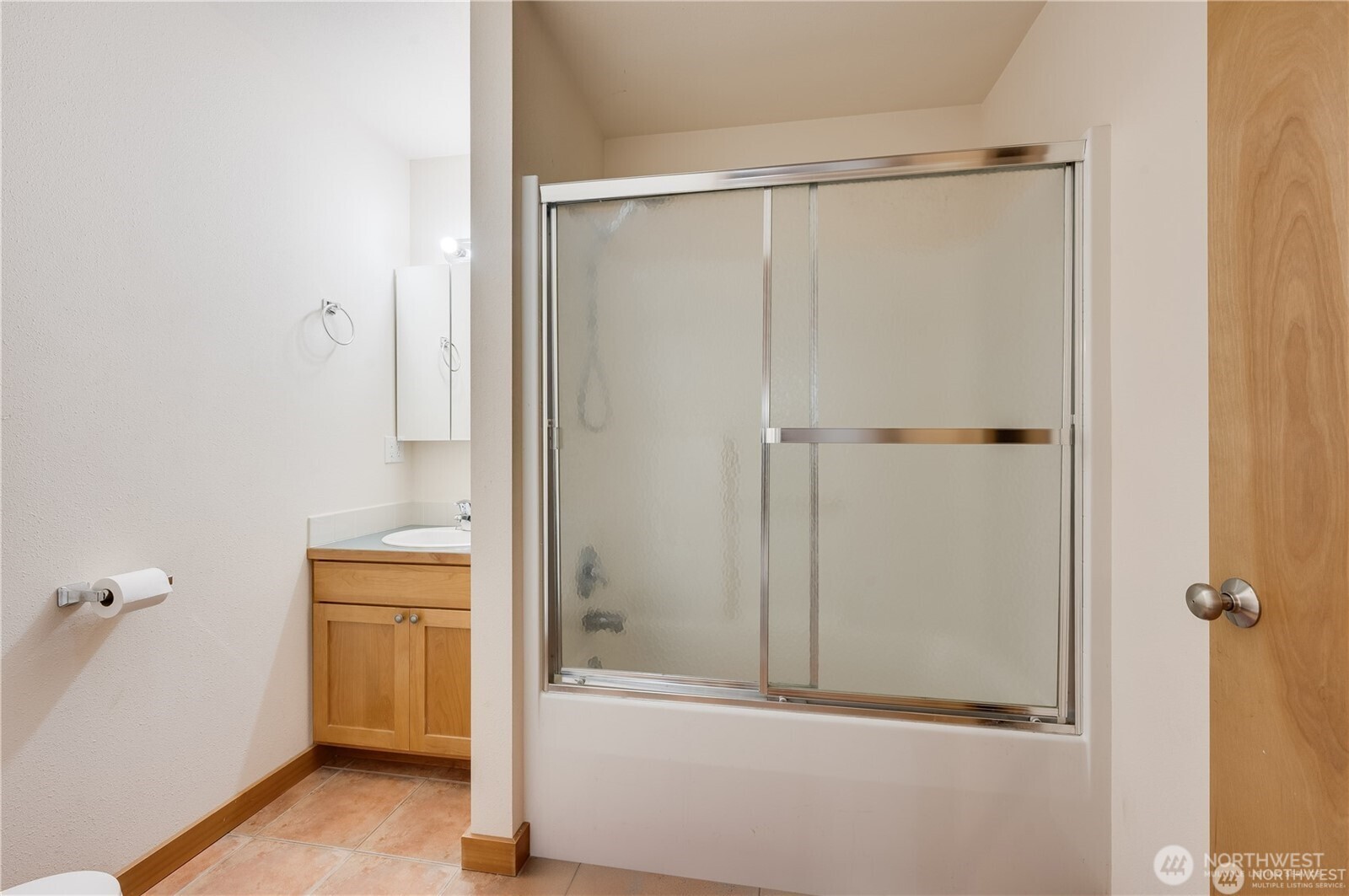 8993 SW Lake Flora Road , Port Orchard, WA 98367