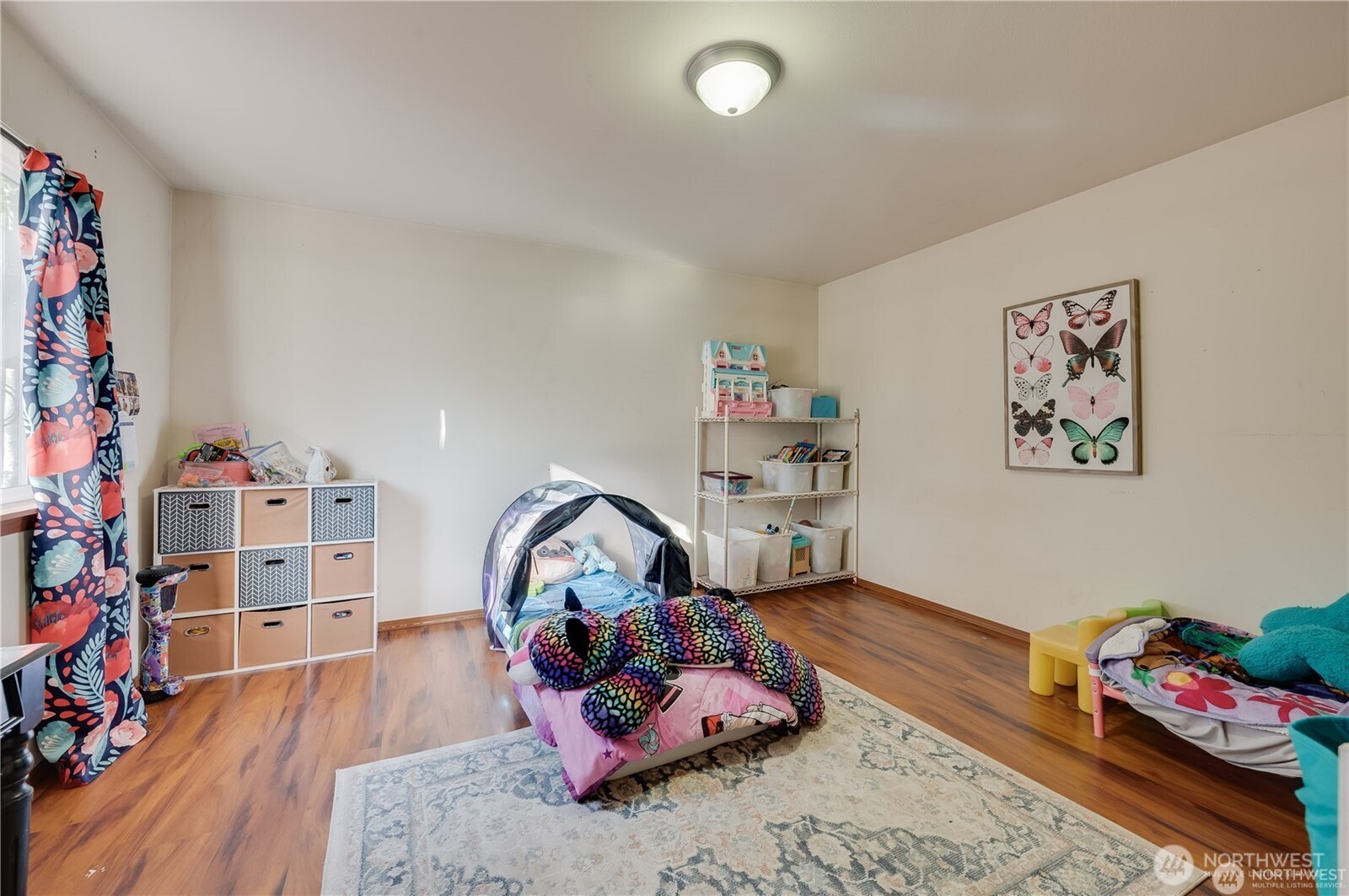 8993 SW Lake Flora Road , Port Orchard, WA 98367