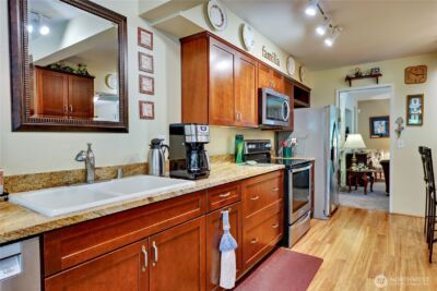 541 Surfcrest Place NE, Poulsbo, WA 98370 - Photo 11