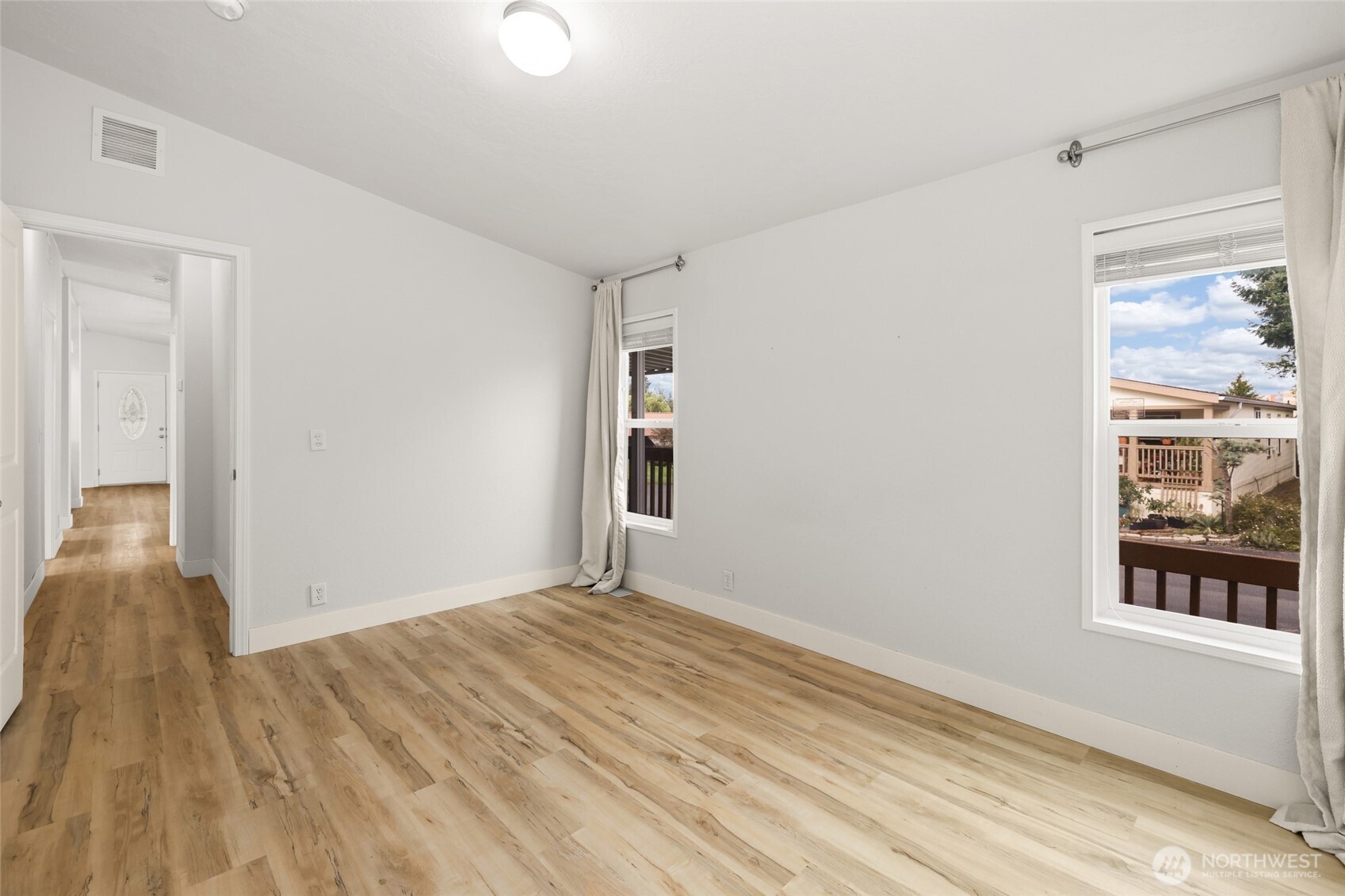 2101 S 324th Street #166, Federal Way, WA 98003