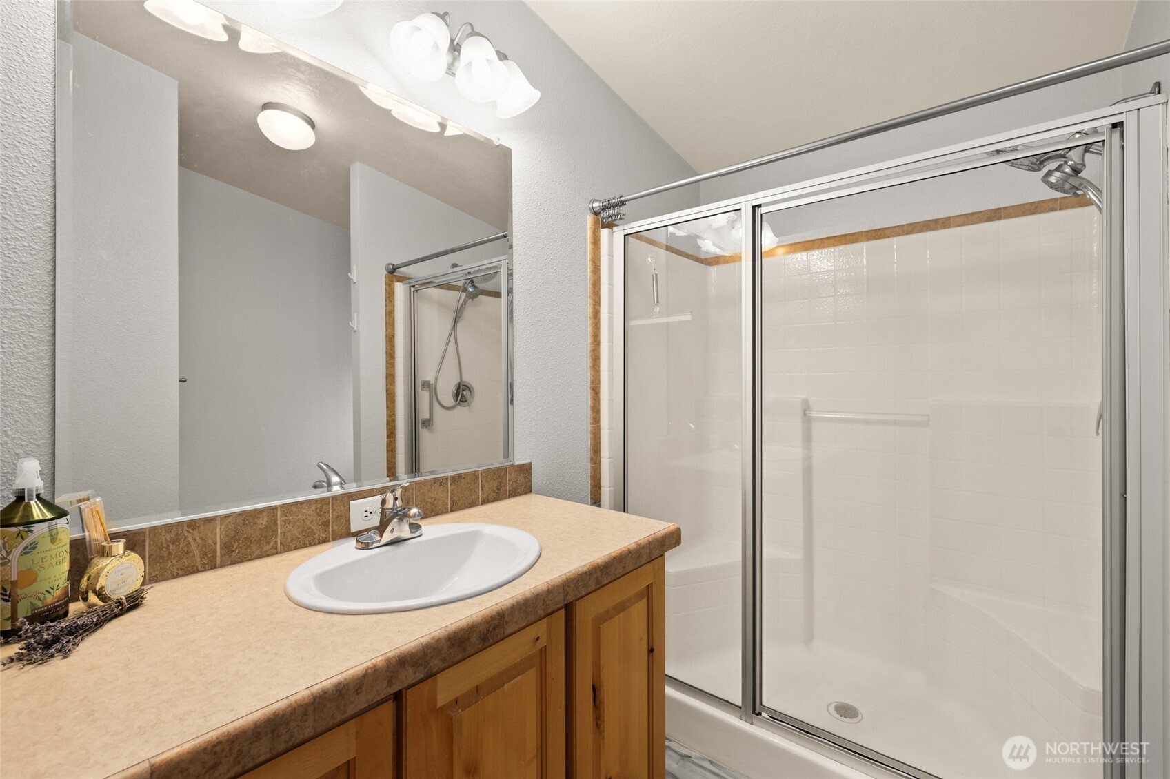 2101 S 324th Street #166, Federal Way, WA 98003