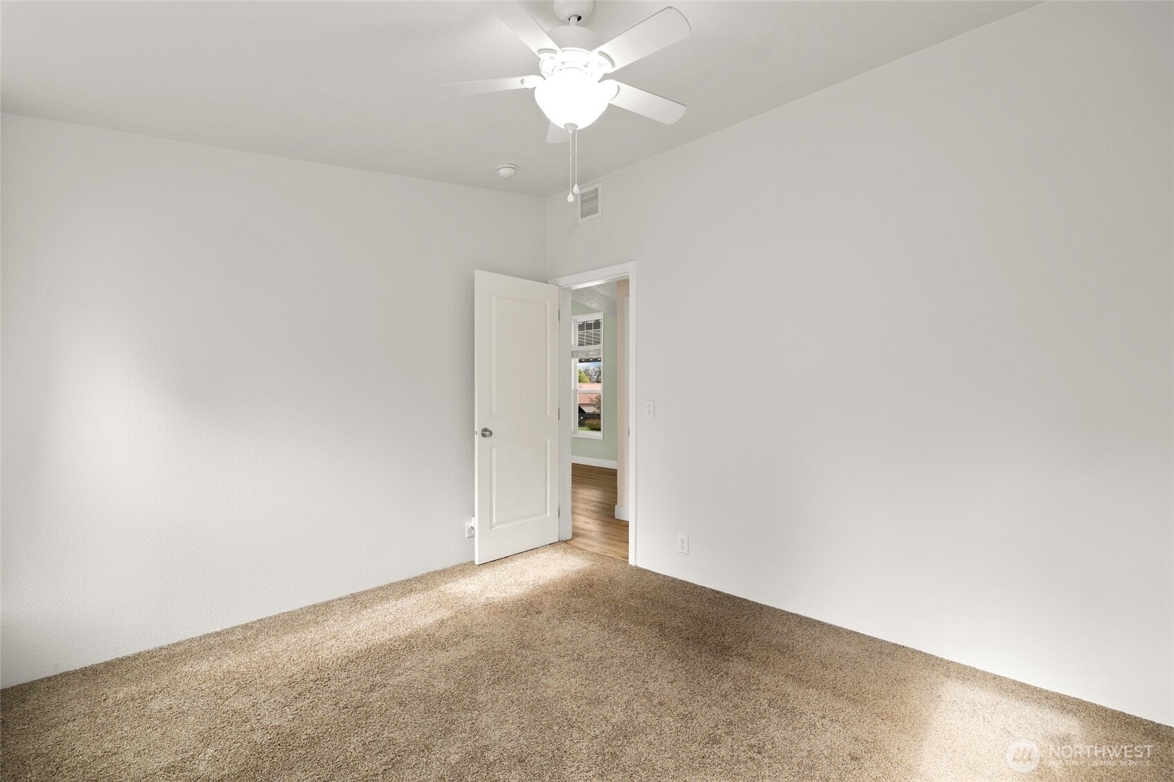 2101 S 324th Street #166, Federal Way, WA 98003