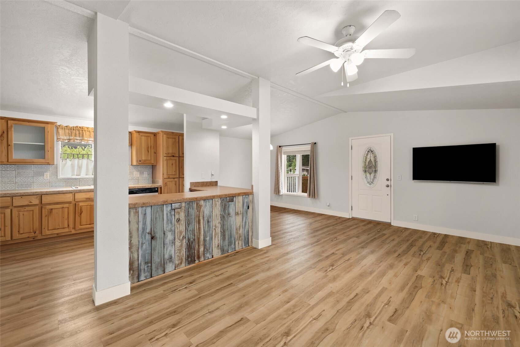 2101 S 324th Street #166, Federal Way, WA 98003