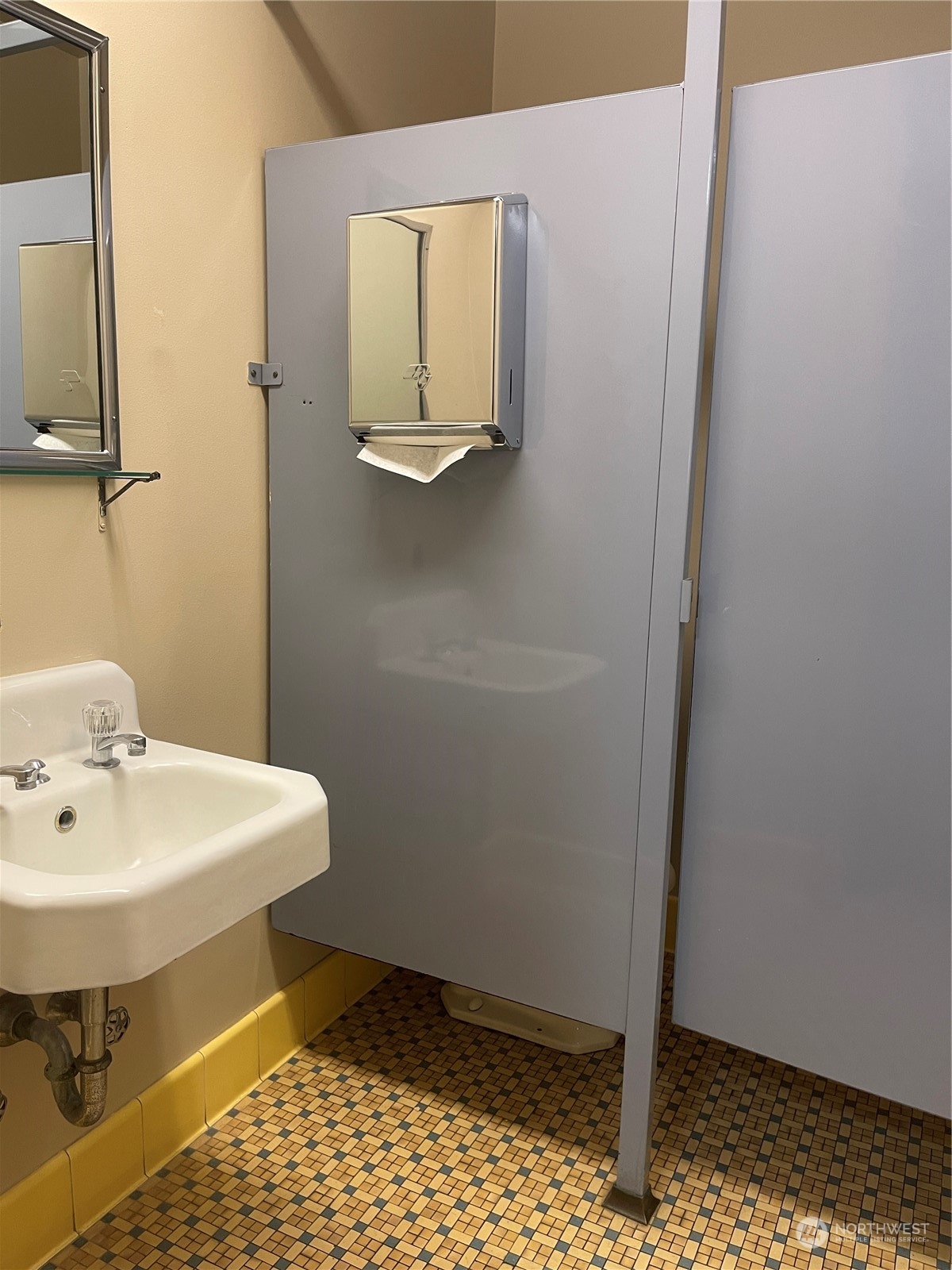 257 E Main Street , Dayton, WA 99328