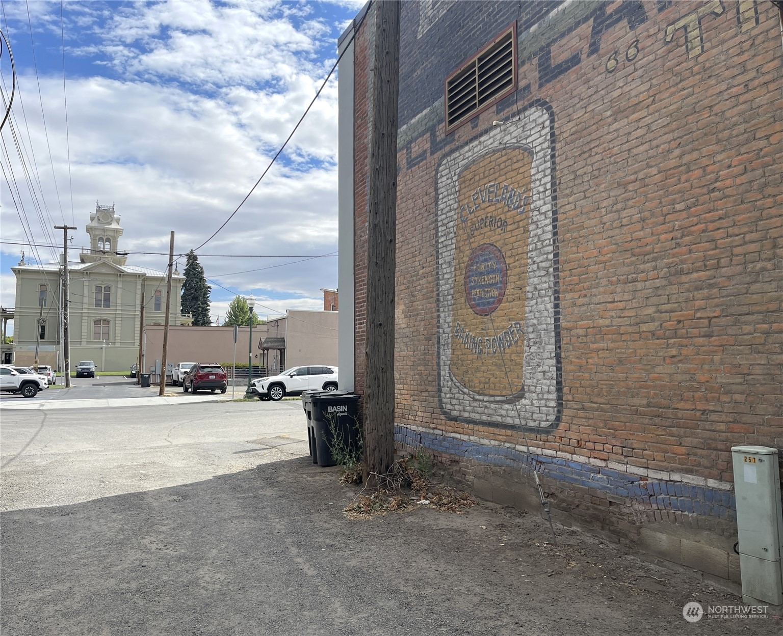 257 E Main Street , Dayton, WA 99328