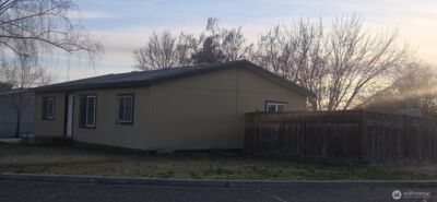 651 N Dayton Avenue , Connell, WA 99326