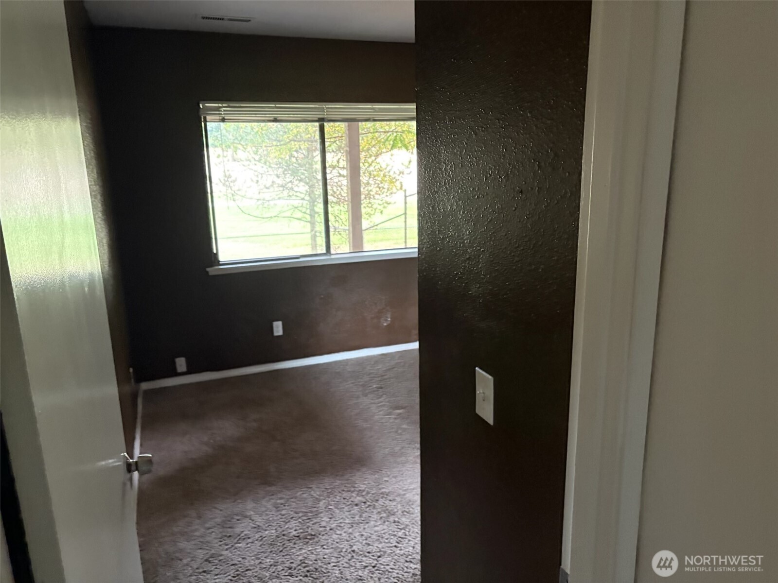 3707 Northshore Boulevard NE, Tacoma, WA 98422