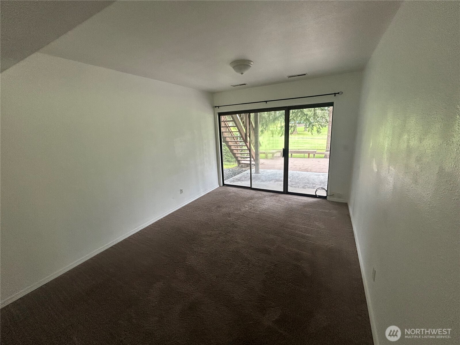 3707 Northshore Boulevard NE, Tacoma, WA 98422