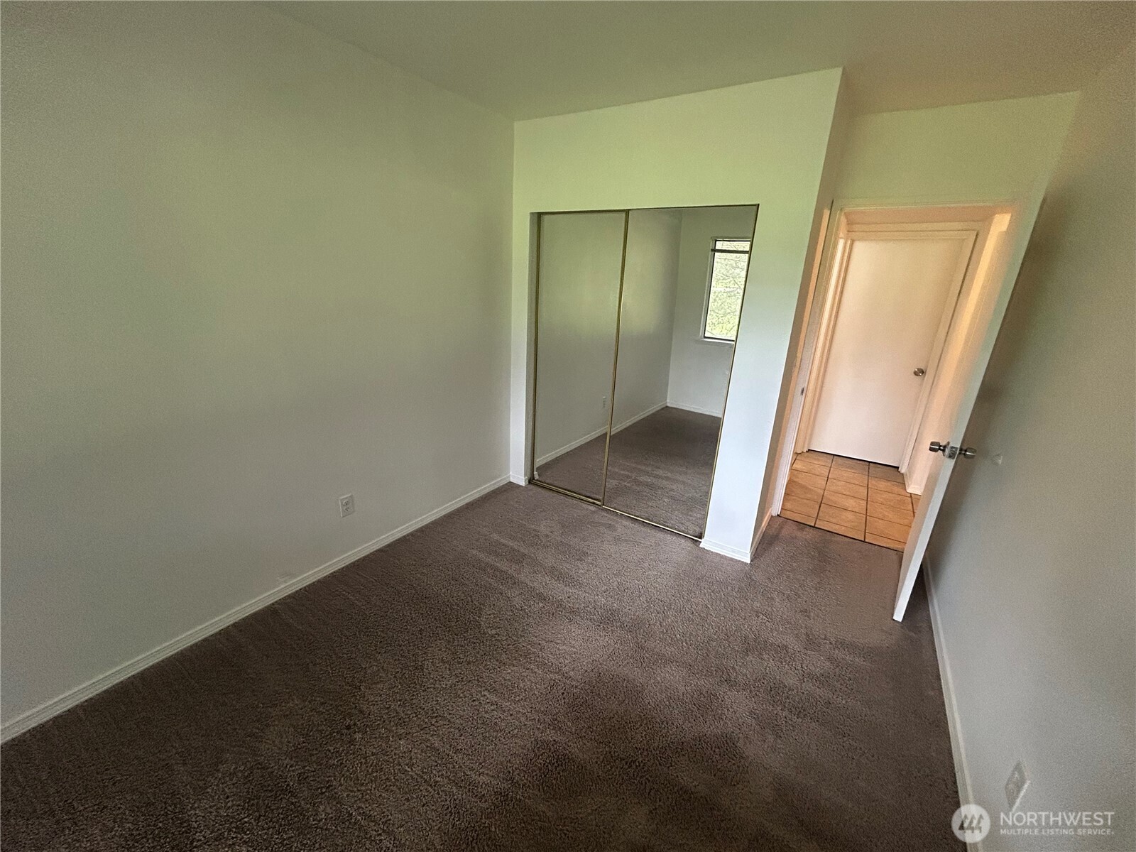 3707 Northshore Boulevard NE, Tacoma, WA 98422