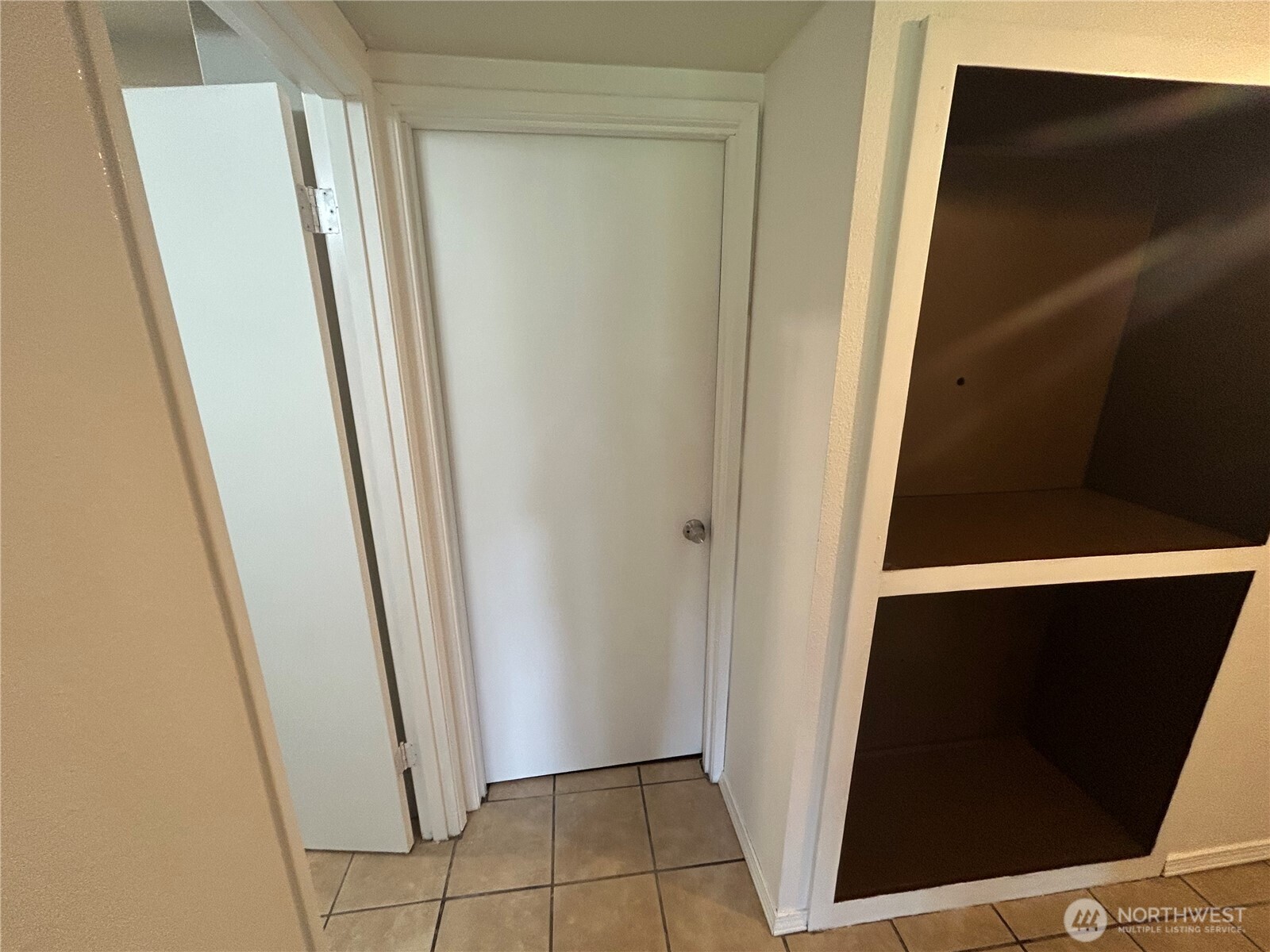 3707 Northshore Boulevard NE, Tacoma, WA 98422