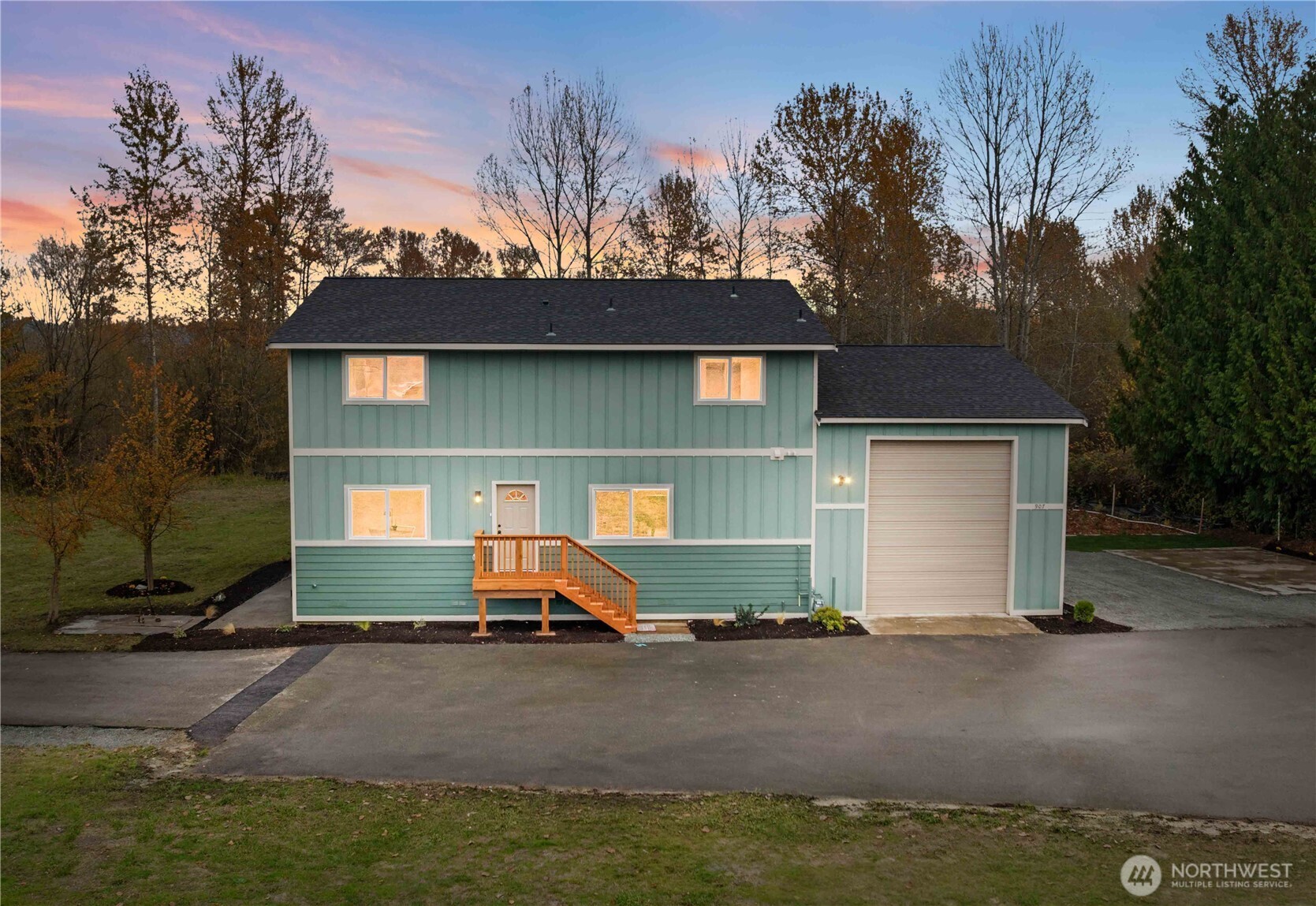 907 Orting Kapowsin Highway E, Orting, WA 98360