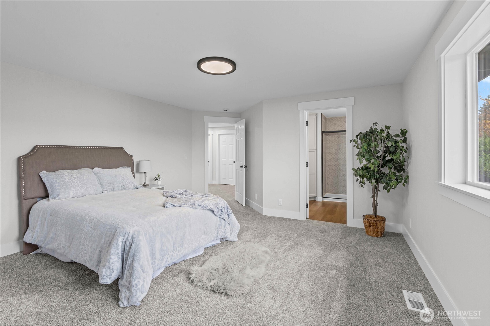 907 Orting Kapowsin Highway E, Orting, WA 98360