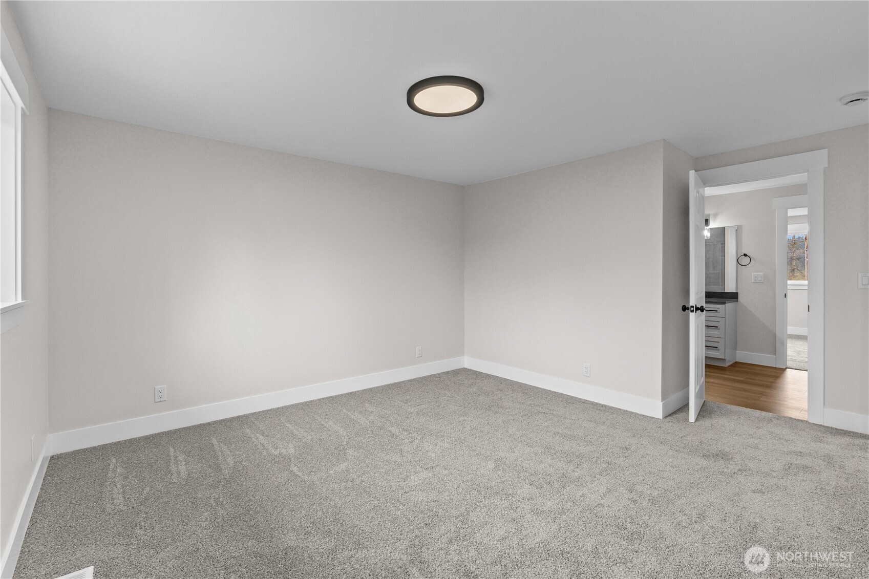 907 Orting Kapowsin Highway E, Orting, WA 98360