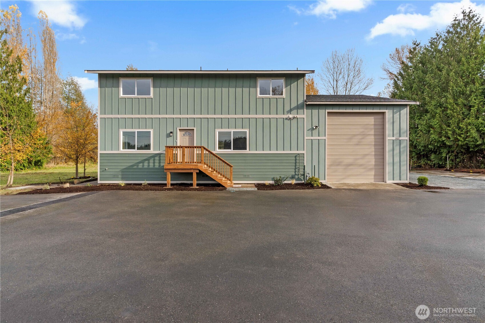 907 Orting Kapowsin Highway E, Orting, WA 98360