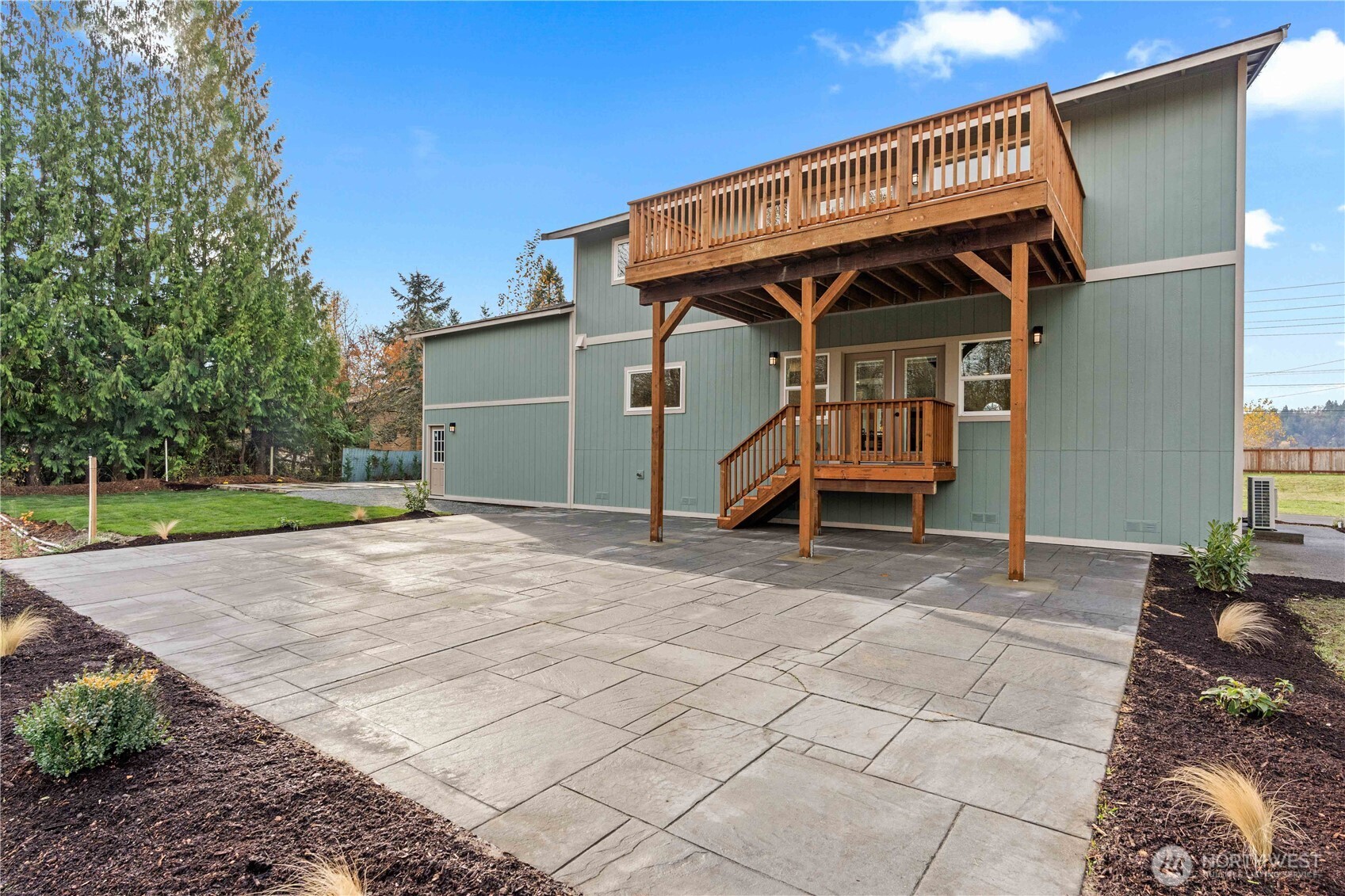 907 Orting Kapowsin Highway E, Orting, WA 98360