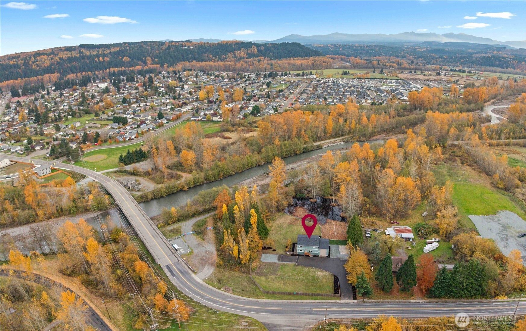 907 Orting Kapowsin Highway E, Orting, WA 98360
