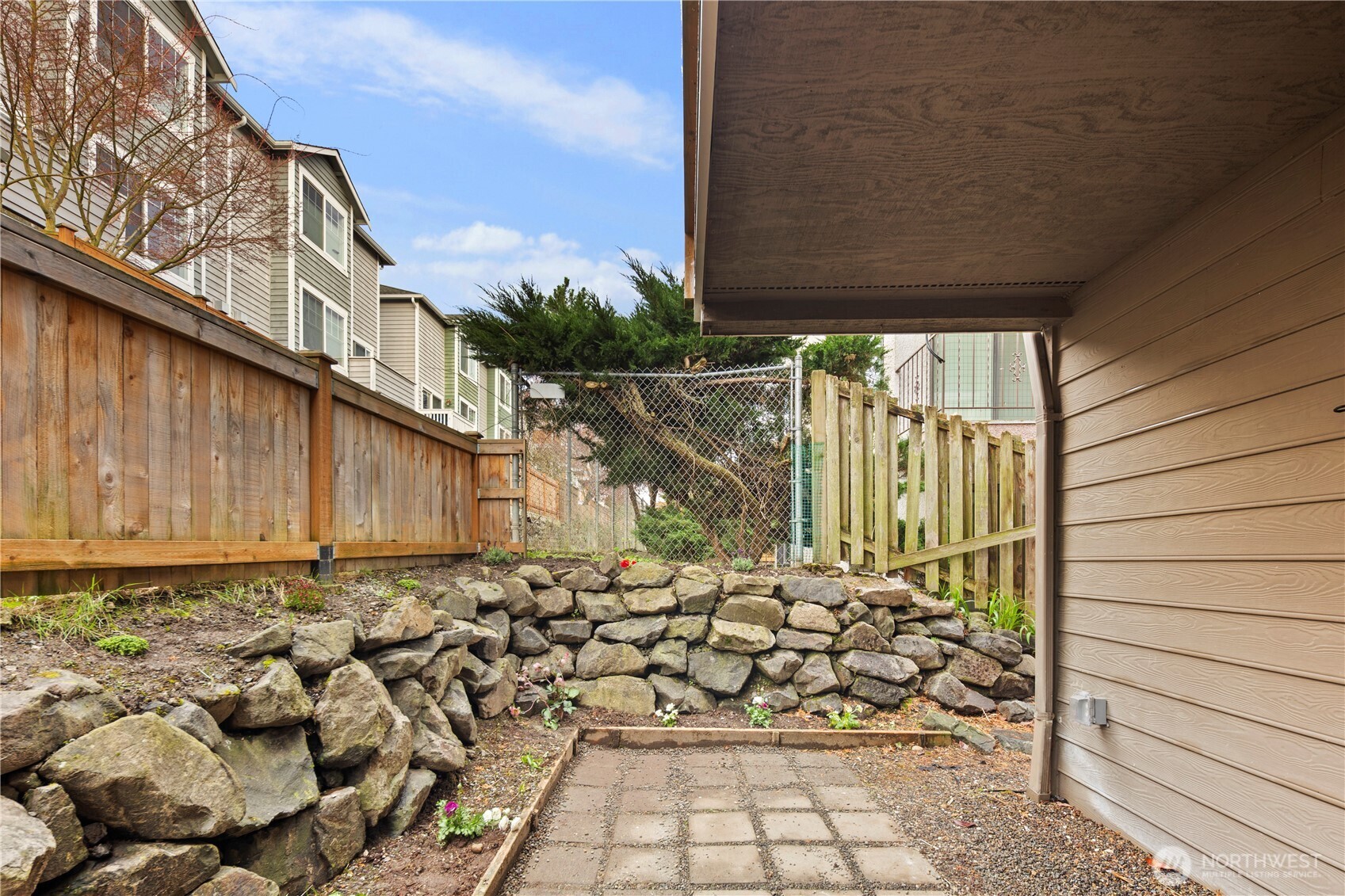 2646 NW 56th Street #B, Seattle, WA 98107