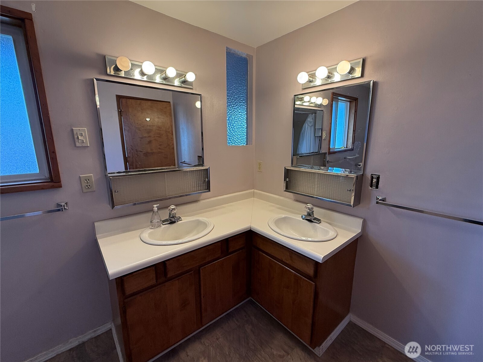 30011 G Street , Ocean Park, WA 98640