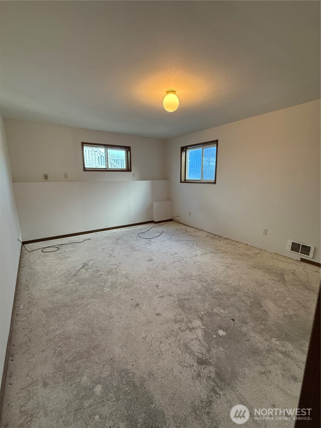 30011 G Street , Ocean Park, WA 98640