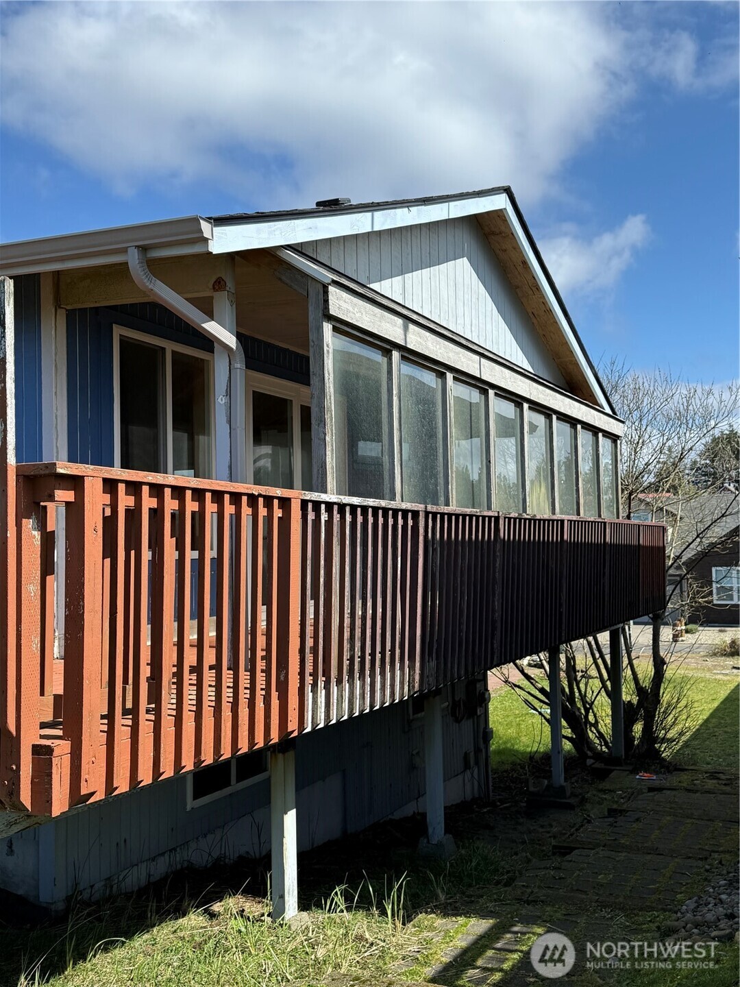 30011 G Street , Ocean Park, WA 98640